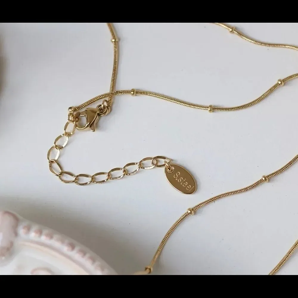 ‎MINIMALIST SS GOLD BRICK PENDANT